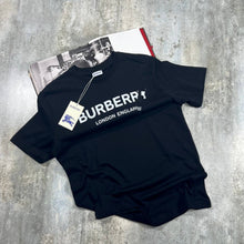 Load image into Gallery viewer, T-shirt