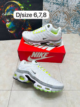 Load image into Gallery viewer, Shoes