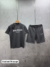 Load image into Gallery viewer, T-shirt