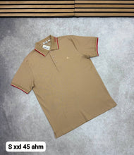 Load image into Gallery viewer, T-shirt