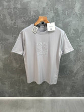 Load image into Gallery viewer, Tshirt