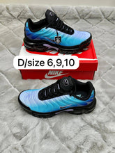 Load image into Gallery viewer, Shoes