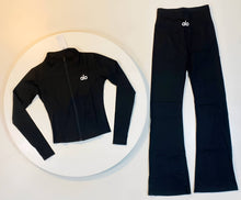 Load image into Gallery viewer, Tracksuit women