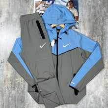 Load image into Gallery viewer, Tracksuit