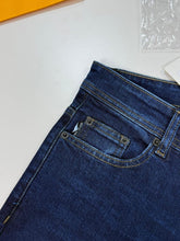 Load image into Gallery viewer, Jeans