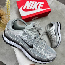 Load image into Gallery viewer, Shoes