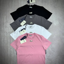 Load image into Gallery viewer, T-shirt