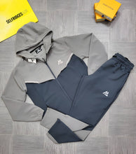 Load image into Gallery viewer, Tracksuit