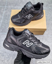 Load image into Gallery viewer, Shoes