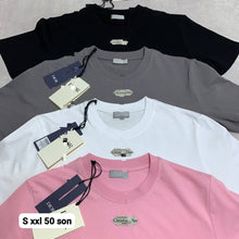 Load image into Gallery viewer, T-shirt