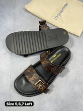 Load image into Gallery viewer, Slipper