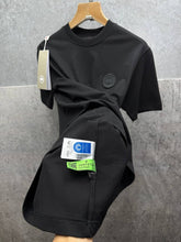 Load image into Gallery viewer, T-shirt