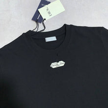 Load image into Gallery viewer, T-shirt