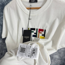 Load image into Gallery viewer, Tshirt