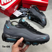 Load image into Gallery viewer, Shoes