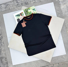 Load image into Gallery viewer, T-shirt