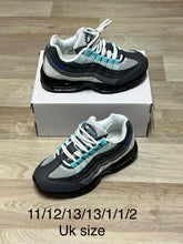 Load image into Gallery viewer, Shoes