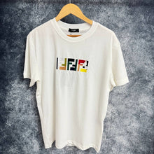 Load image into Gallery viewer, Tshirt