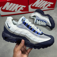 Load image into Gallery viewer, Shoes