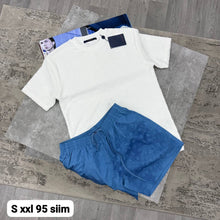 Load image into Gallery viewer, Tshirt