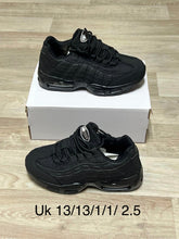Load image into Gallery viewer, Shoes