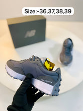 Load image into Gallery viewer, Shoes