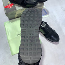 Load image into Gallery viewer, Shoes men
