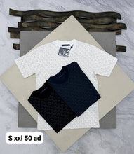 Load image into Gallery viewer, T-shirt
