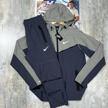 Load image into Gallery viewer, Tracksuit