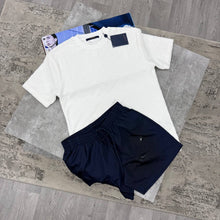 Load image into Gallery viewer, Tshirt