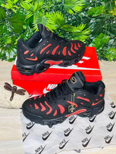 Load image into Gallery viewer, Shoes