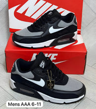 Load image into Gallery viewer, Shoes men