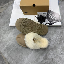 Load image into Gallery viewer, Slipper