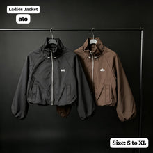 Load image into Gallery viewer, Jacket women