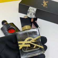 Load image into Gallery viewer, Perfume