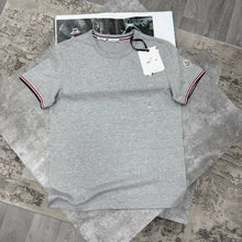 Load image into Gallery viewer, Tshirt