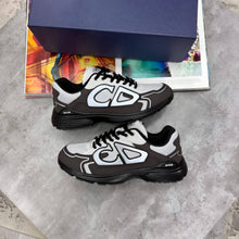 Load image into Gallery viewer, Shoes