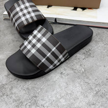 Load image into Gallery viewer, Slipper