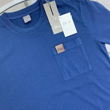 Load image into Gallery viewer, Tshirt