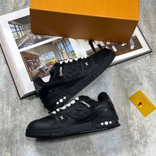 Load image into Gallery viewer, Shoes