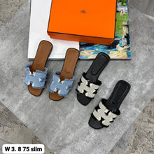 Load image into Gallery viewer, Slipper