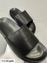 Load image into Gallery viewer, Slipper