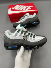 Load image into Gallery viewer, Shoes