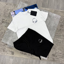 Load image into Gallery viewer, Tshirt