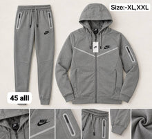 Load image into Gallery viewer, Tracksuit men