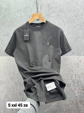Load image into Gallery viewer, Tshirt