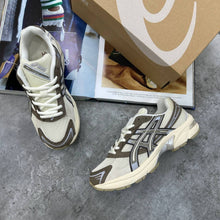 Load image into Gallery viewer, Shoes