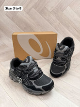 Load image into Gallery viewer, Shoes
