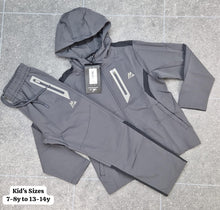 Load image into Gallery viewer, Tracksuit boy
