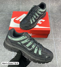 Load image into Gallery viewer, Shoes